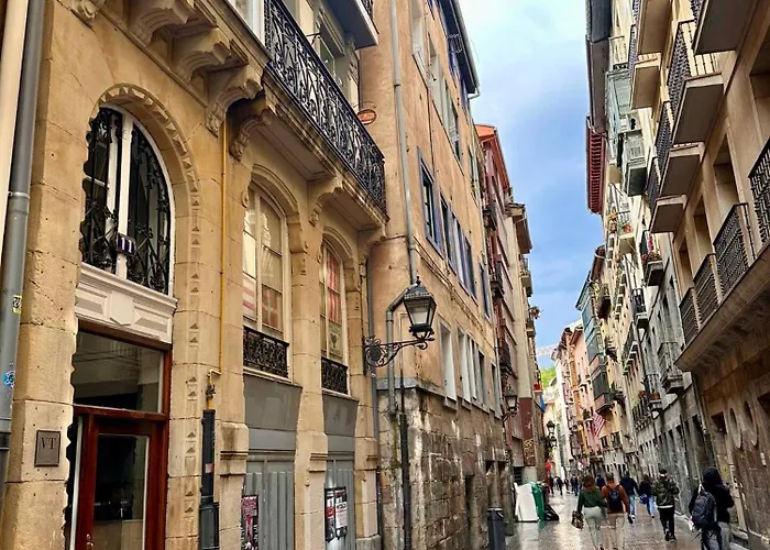 Old Town Center 110m By Sleep In Appartamento *